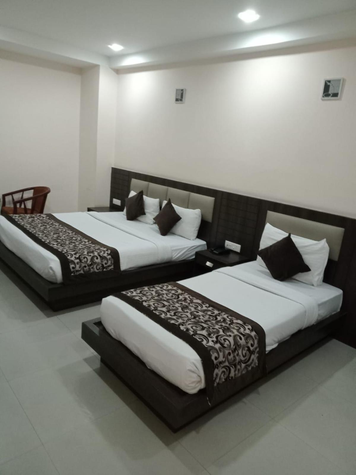 The Contour Hotel Guwahati Exterior foto